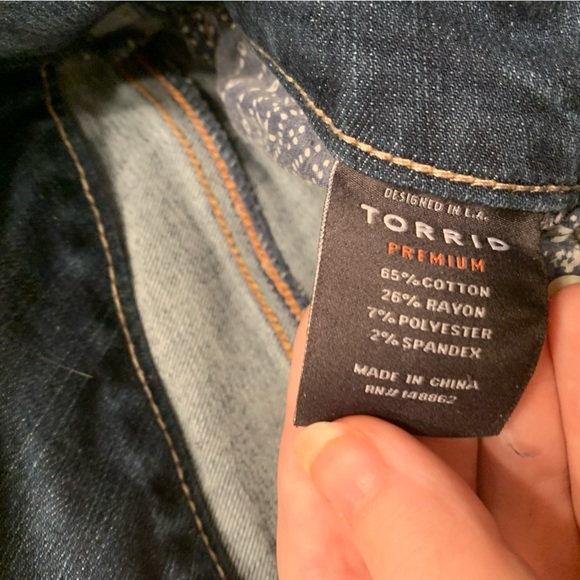 Torrid High Rise Jegging Skinny Deconstructed Jeans Blue Size 14R Size 14 - Picture 7 of 7